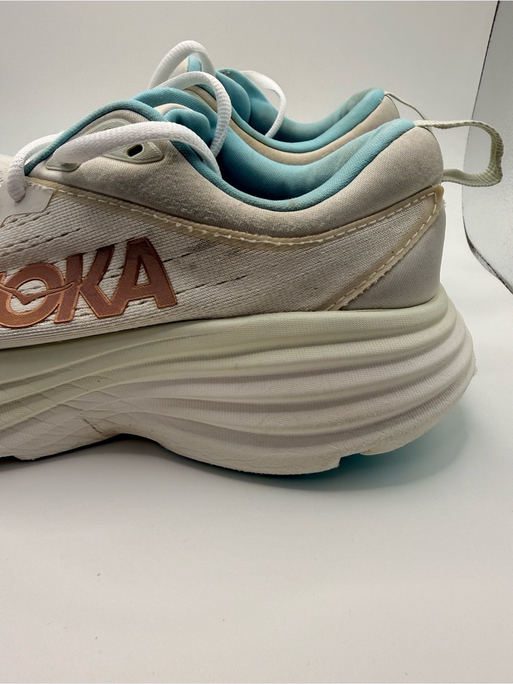 HOKA Bondi 8 Rose Gold White Womens‎ Running Walking Athletic Sneakers Size 8.5 - Picture 2 of 16